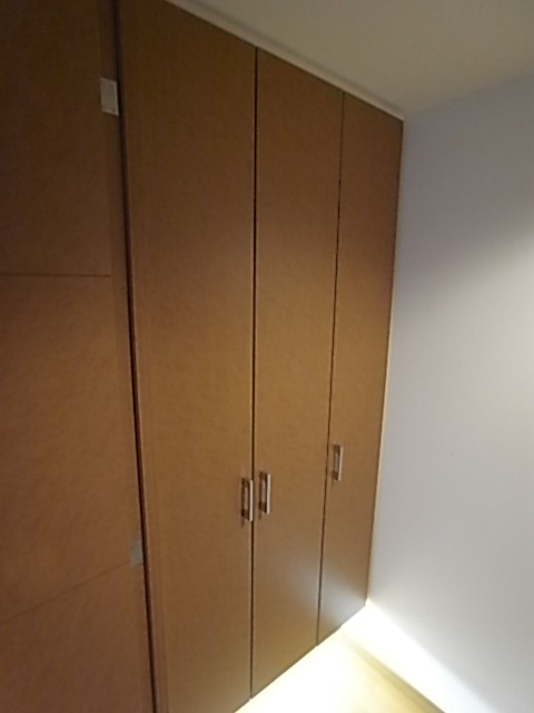 玄関　広い収納