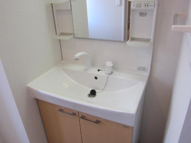 洗面設備　洗髪洗面化粧台