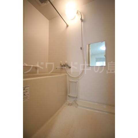 バス・シャワールーム　詳細は、ウィンドワード中の島までご相談下さい。