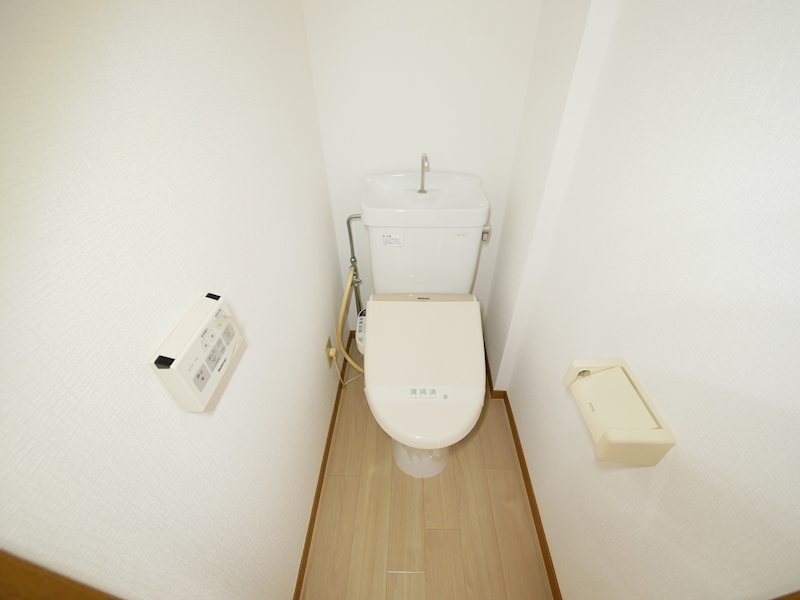 トイレ　ウォシュレット