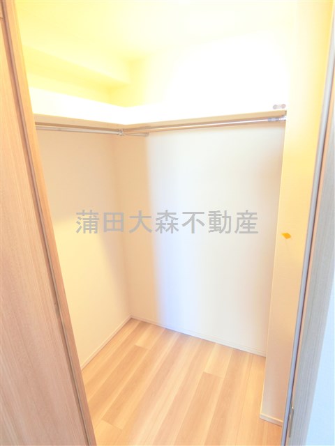 収納　洋室6.2帖の収納　ウォークインクローゼット