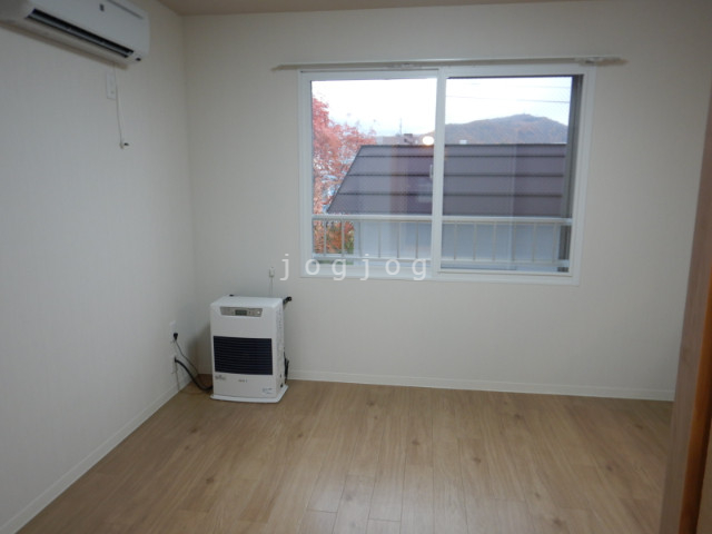 その他部屋・スペース　灯油暖房完備／寒い冬も安心です♪