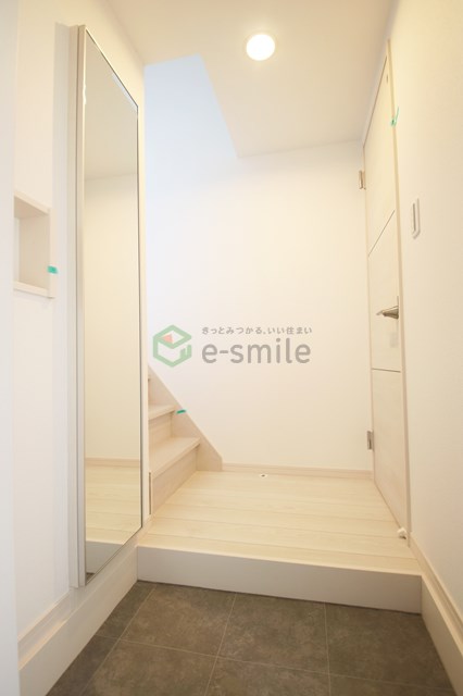 玄関　※同建築シリーズ　参考イメージ ※現況優先