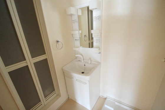 洗面設備　※別部屋の写真です
