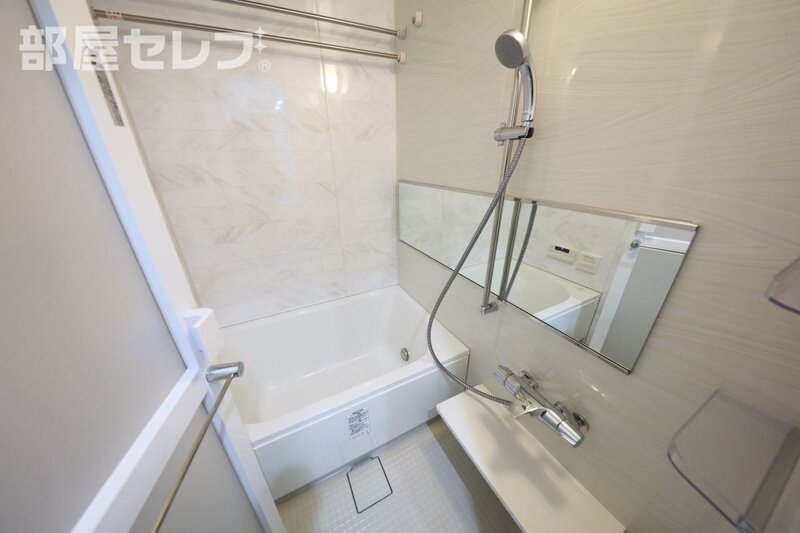 バス・シャワールーム　８０３号室写真