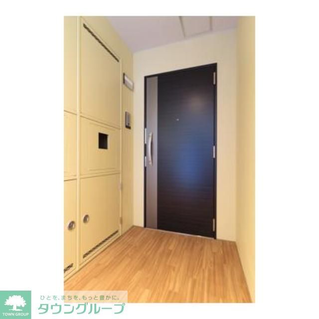 玄関　※写真は同タイプ住戸です。