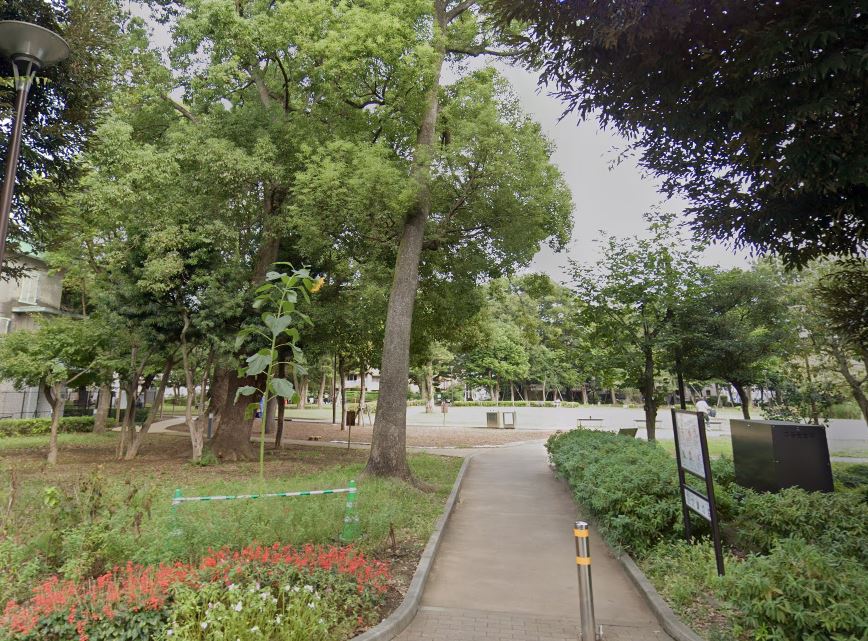 公園　文庫の森（公園）まで730m