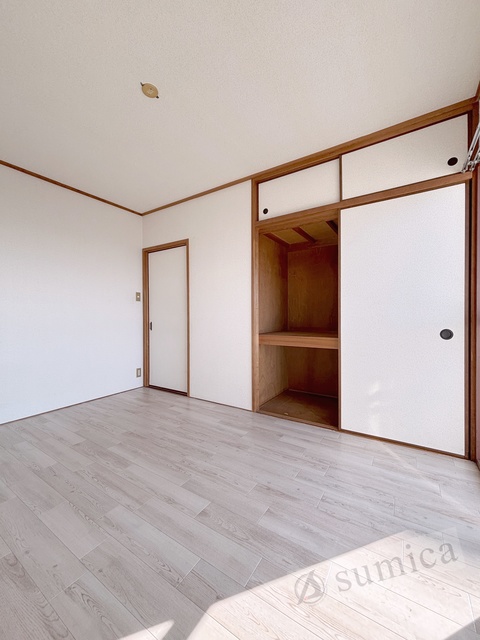 その他　ホワイトベースで明るい内装♪