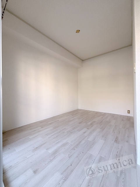 居室・リビング　ホワイトベースで明るい内装♪