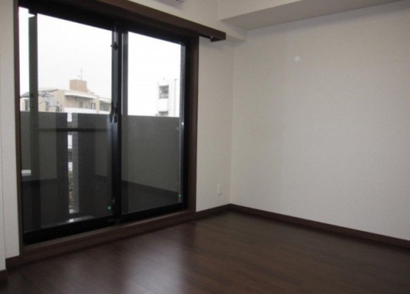 居室・リビング　きれいな洋室。