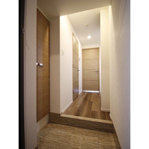 玄関　プレール・ドゥーク中板橋　板橋区大谷口北町