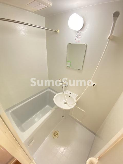 バス・シャワールーム　日々の疲れを癒すお風呂付です