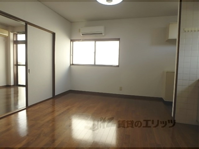 居室・リビング　洋室