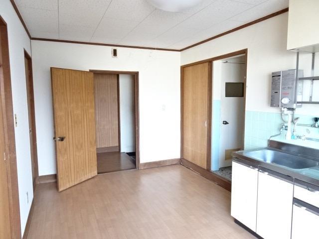 セキュリティ　玄関チャイムあり