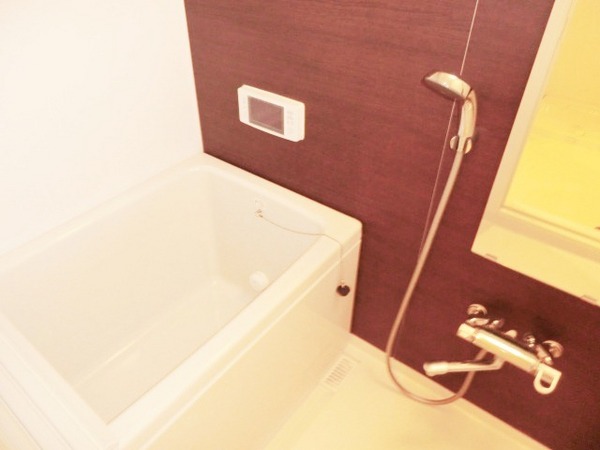 バス・シャワールーム　ミストサウナ付浴室暖房乾燥機付き♪