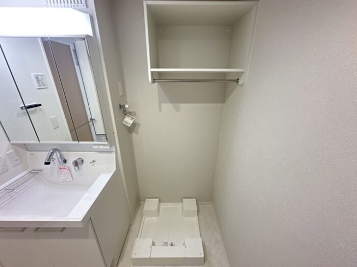 玄関　洗濯機置き場