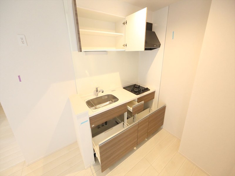 キッチン　システムキッチン（ガス2口コンロ付）　同仕様写真