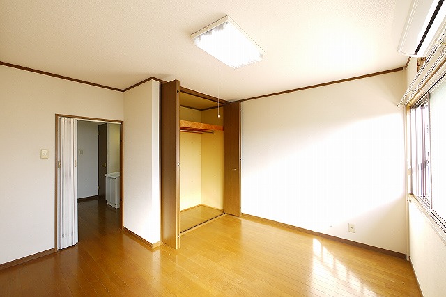 その他部屋・スペース　明るい洋室です。