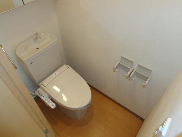 トイレ　ウォシュレットが付いています◆