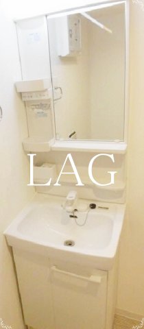 洗面設備　独立洗面台です。