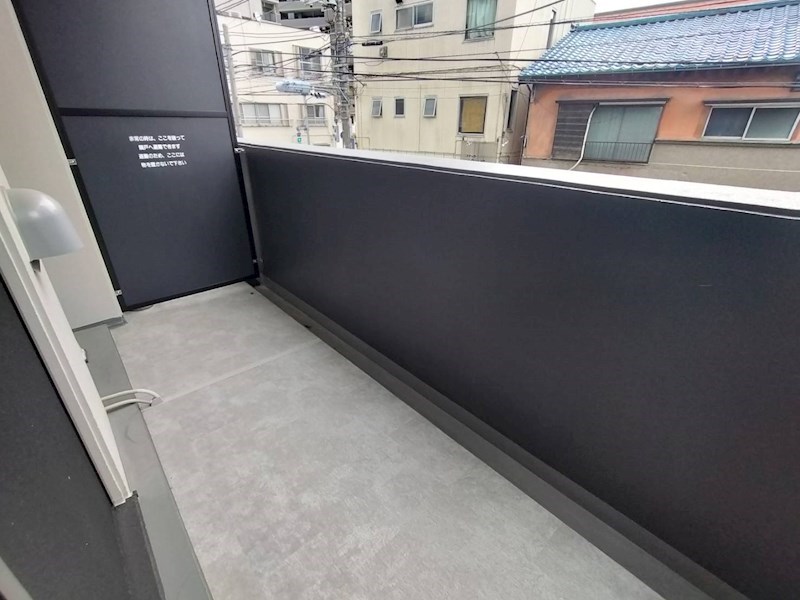 バルコニー　同一物件別部屋写真
