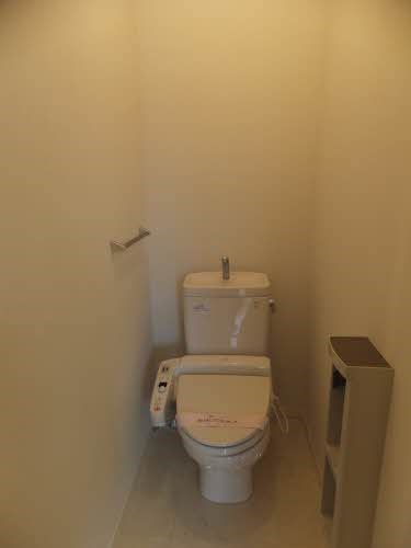 トイレ　間取り反転号室参照