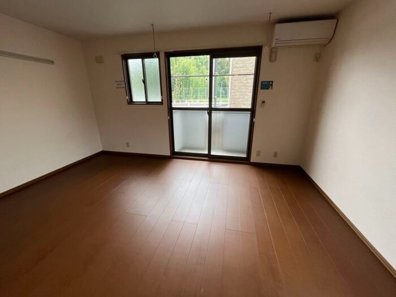 居室・リビング　図面と現状に相違がある場合には現状を優先