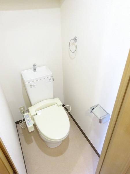 トイレ　ゆったりとした空間のトイレです