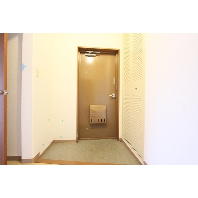 玄関　※参考写真です