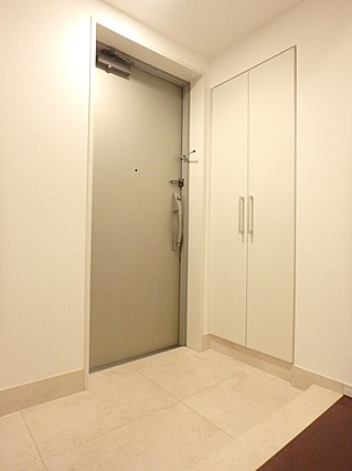玄関　参考写真