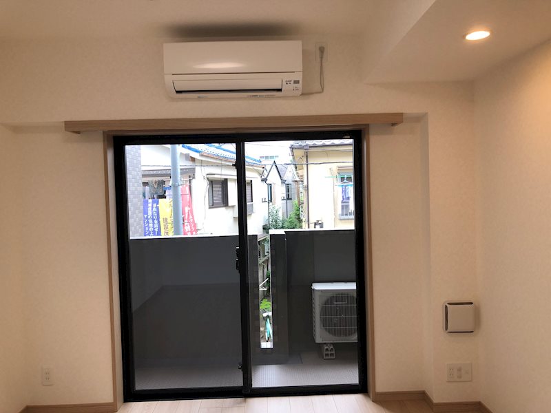 居室・リビング　※反転タイプ