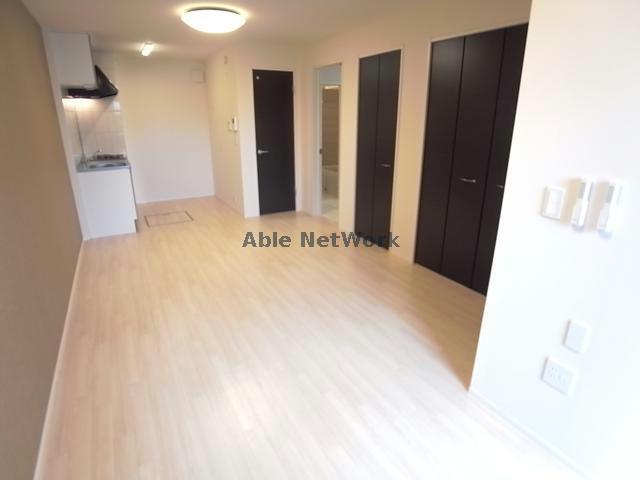 居室・リビング　R