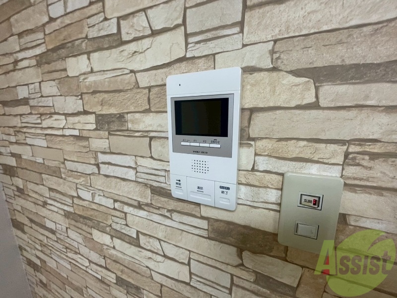 その他設備　ＴＶモニター付インターホンです。来客者の顔が見えるので安心！