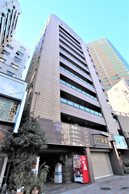 建物外観　★通勤や通学に便利な最寄り駅徒歩４分の物件です★