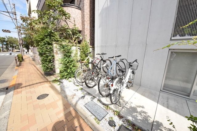 駐車場　★駐輪場★