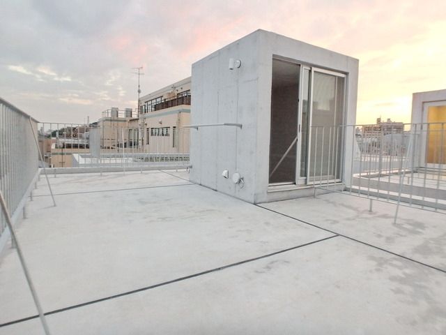 その他設備　★ルーフバルコニー★