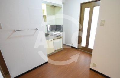 居室・リビング　レフィナード鶴翁　ダイニングスペース