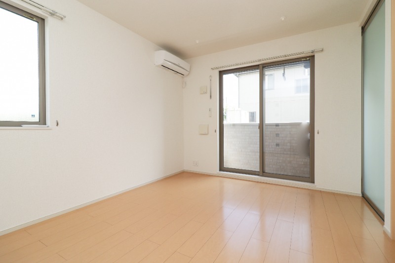 居室・リビング　図面と現状に相違がある場合には現状を優先