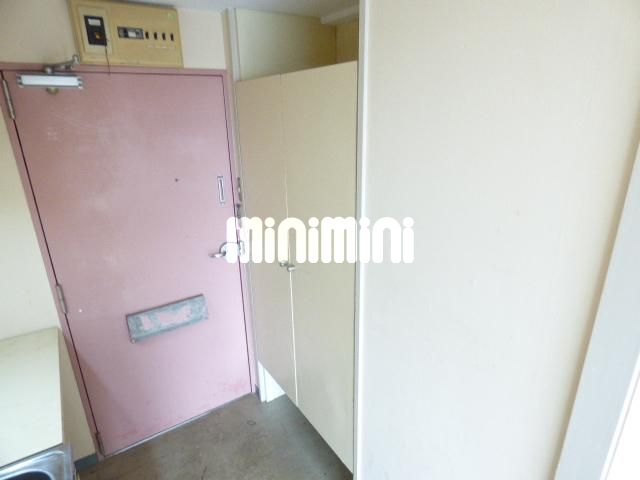 玄関　収納あり