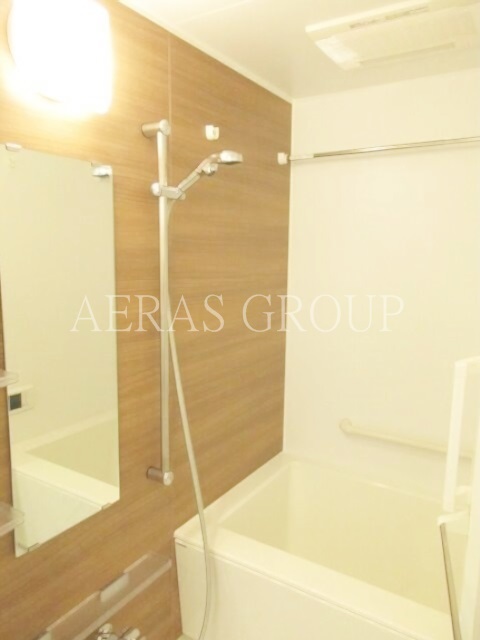 バス・シャワールーム　バスルーム