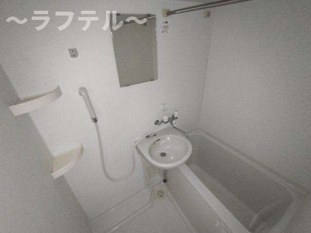 バス・シャワールーム　別部屋イメージ写真