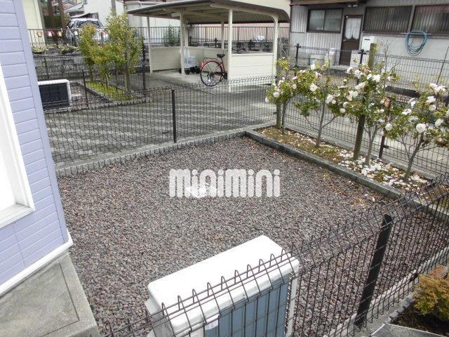 庭　南向きのお庭です