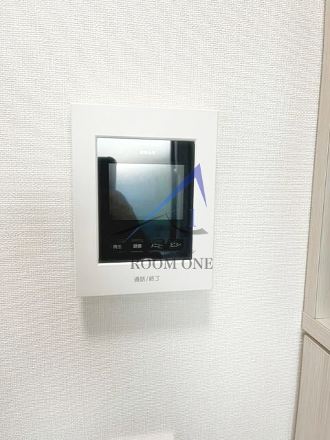 セキュリティ　モニター付きインターホンです。