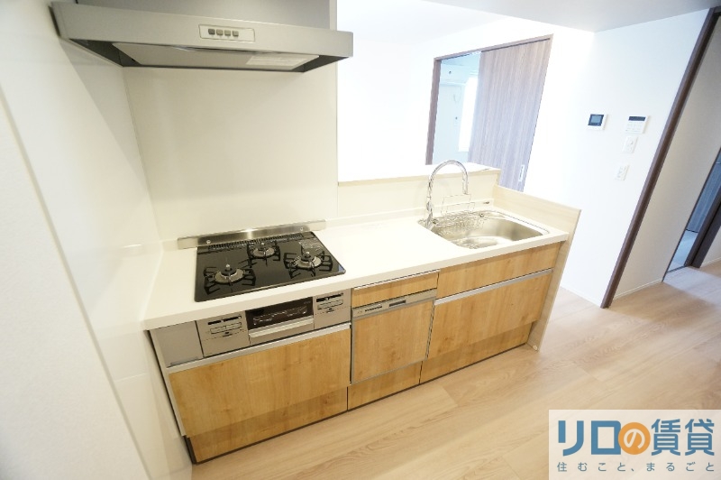 キッチン　※同タイプ参考画像