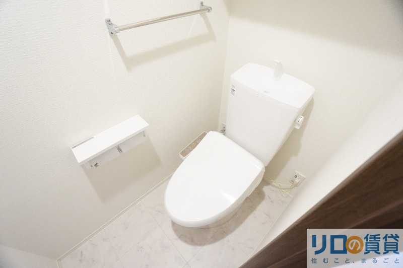 トイレ　※同タイプ参考画像