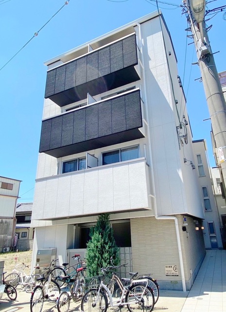 建物外観　閑静な住宅地の築浅物件