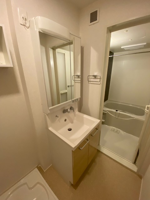 洗面設備　独立洗面化粧台付き☆