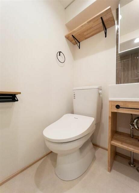 トイレ　※別部屋参考写真