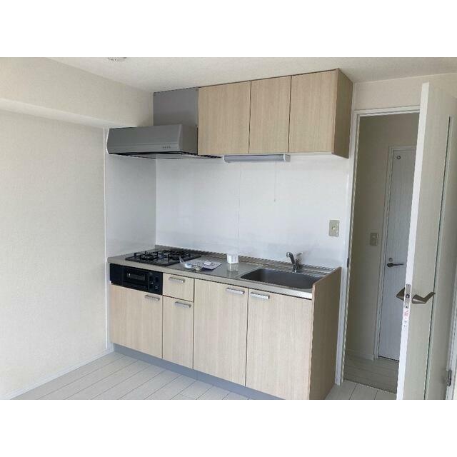 キッチン　システムキッチン。