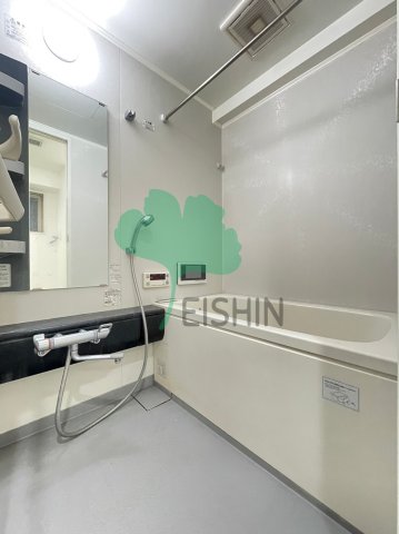 バス・シャワールーム　清潔感のある浴室です！